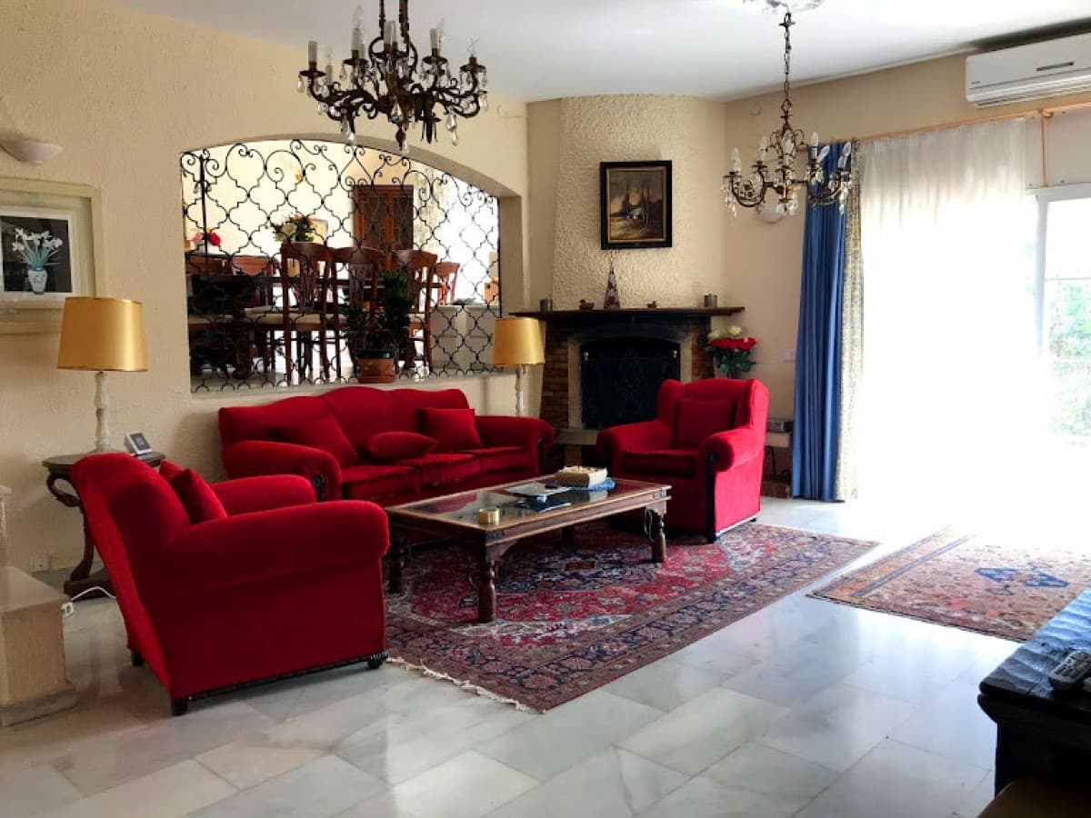 4 soverom Villa til salgs i Marbella med svømmebasseng garasje - € 998 000 (Ref: 9725475)