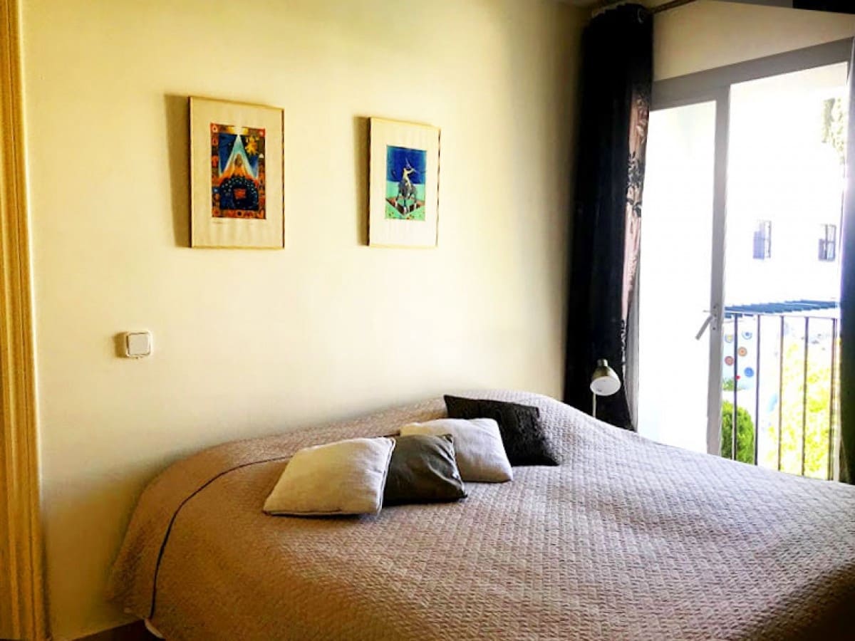 4 slaapkamer Huis te koop in Nueva Andalucia met zwembad garage - € 339.000 (Ref: 9725485)