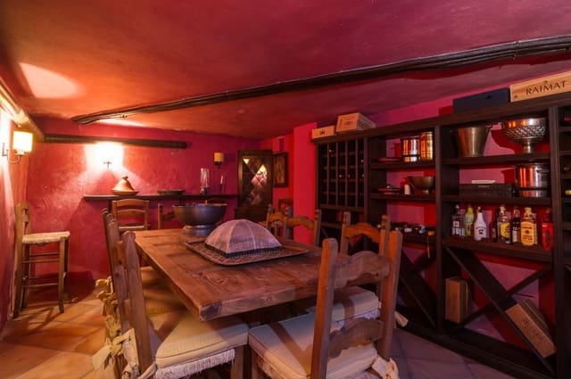 5 chambre Villa/Maison à vendre à Marbella avec piscine garage - 2 200 000 € (Ref: 9725489)