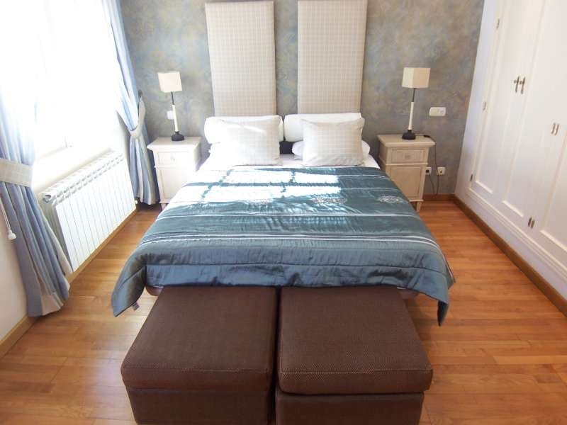 6 Zimmer Villa zu verkaufen in Puerto Banus mit Pool - 1.250.000 € (Ref: 9725502)