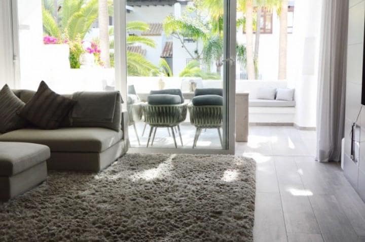 Apartamento de 2 habitaciones en Golden Mile en venta con piscina garaje - 2.500.000 € (Ref: 9725503)