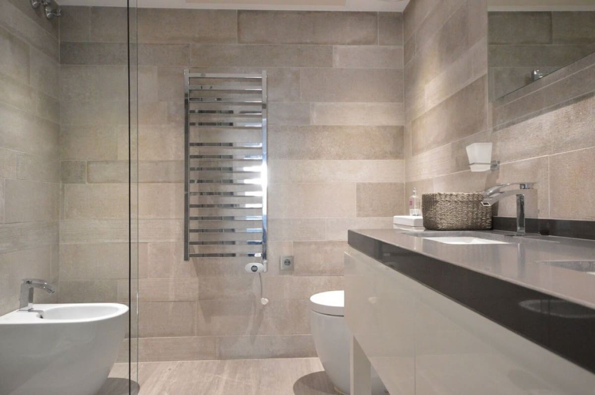 Apartamento de 2 habitaciones en Golden Mile en venta con piscina garaje - 2.500.000 € (Ref: 9725503)