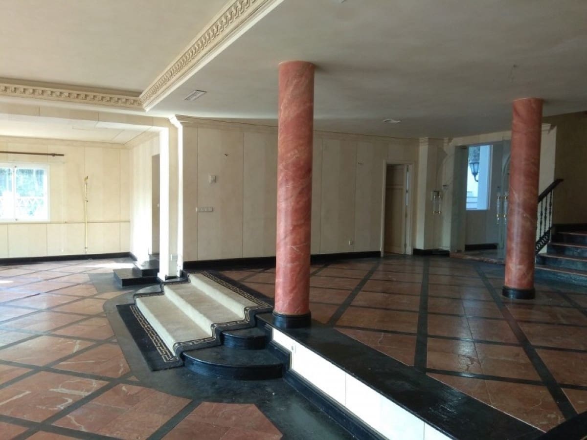 6 soveværelse Villa til salg i Marbella med swimmingpool - € 1.950.000 (Ref: 9725508)