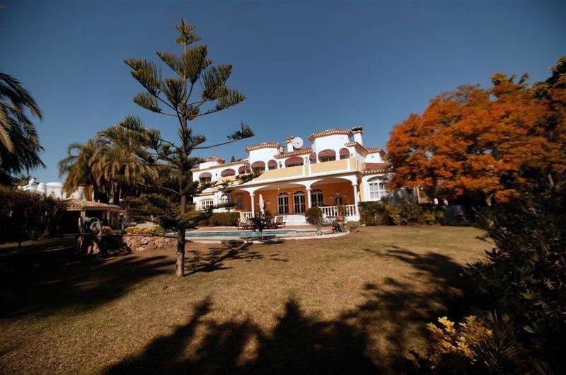 7 soveværelse Villa til salg i Benahavis med swimmingpool garage - € 3.495.000 (Ref: 9725516)