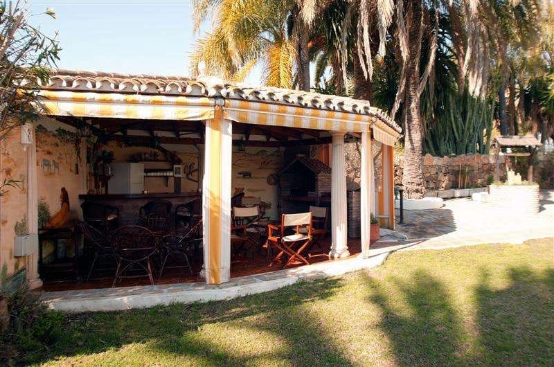 7 soveværelse Villa til salg i Benahavis med swimmingpool garage - € 3.495.000 (Ref: 9725516)