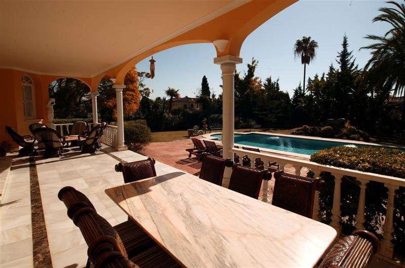 7 soveværelse Villa til salg i Benahavis med swimmingpool garage - € 3.495.000 (Ref: 9725516)