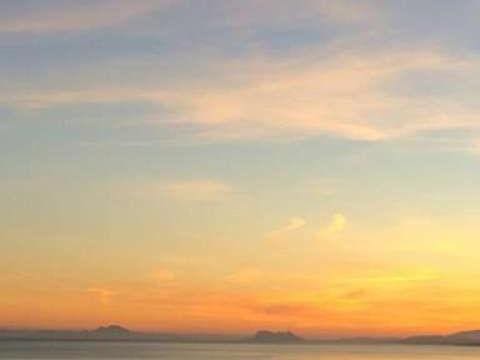 4 quarto Casa em Banda para venda em Benahavis com piscina garagem - 595 000 € (Ref: 9725519)