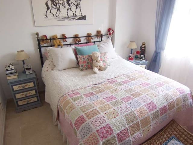 4 slaapkamer Huis te koop in Nueva Andalucia, Marbella met zwembad garage - € 350.000 (Ref: 9725524)