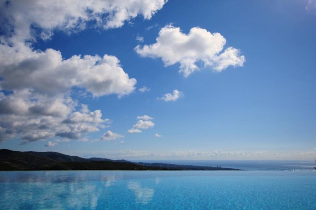 4 soveværelse Villa til salg i Marbella med swimmingpool - € 2.750.000 (Ref: 9725550)