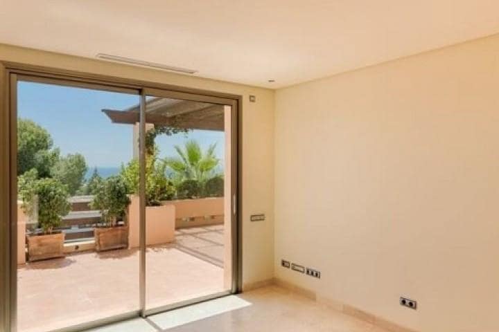 2 quarto Apartamento para venda em Marbella com piscina garagem - 895 000 € (Ref: 9725562)