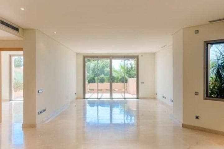 2 quarto Apartamento para venda em Marbella com piscina garagem - 895 000 € (Ref: 9725562)