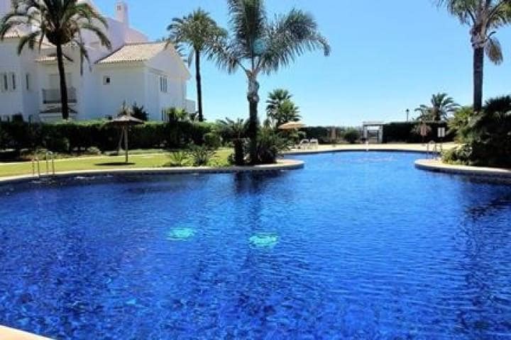 3 slaapkamer Penthouse te koop in Marbella met zwembad garage - € 1.900.000 (Ref: 9725564)