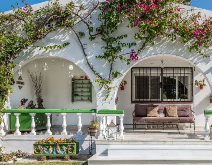 4 chambre Villa/Maison à vendre à Estepona avec piscine - 550 000 € (Ref: 9725581)