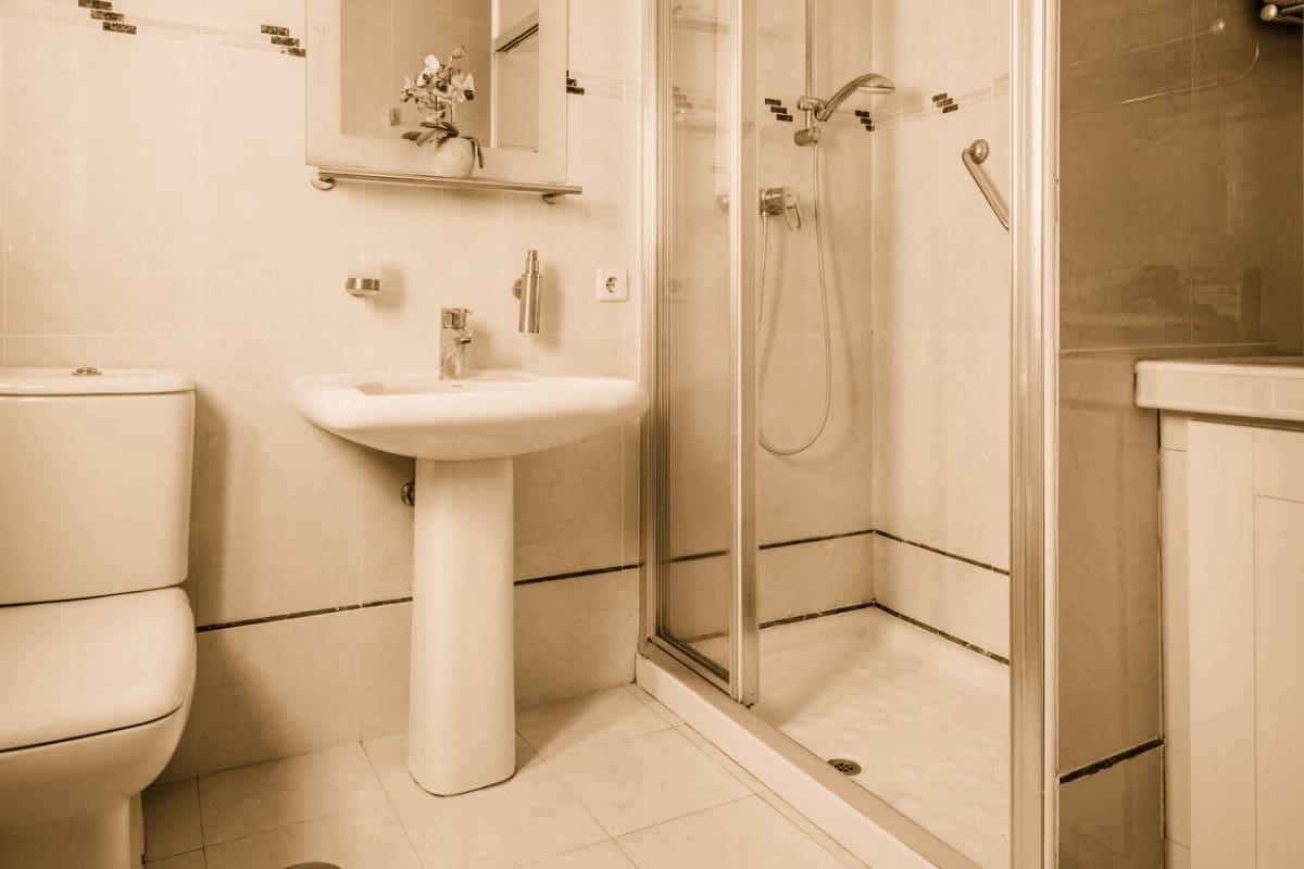 4 chambre Villa/Maison à vendre à Estepona avec piscine - 550 000 € (Ref: 9725581)