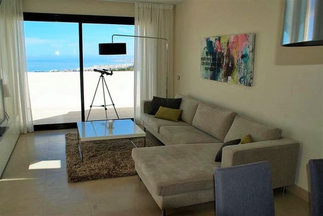2 sypialnia Penthouse na sprzedaż w Marbella z basenem garażem - 395 000 € (Ref: 9725582)