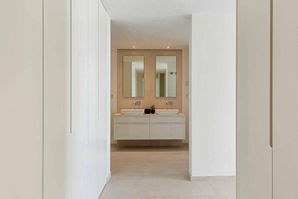 2 slaapkamer Appartement te koop in Marbella met zwembad garage - € 695.000 (Ref: 9725601)