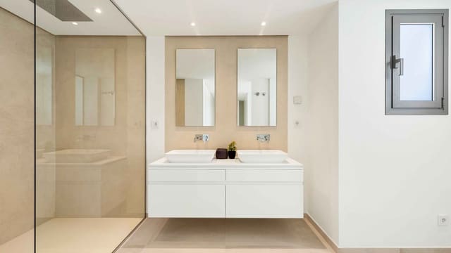 2 slaapkamer Appartement te koop in Marbella met zwembad garage - € 695.000 (Ref: 9725601)