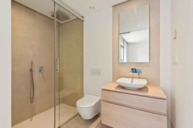 2 slaapkamer Appartement te koop in Marbella met zwembad garage - € 695.000 (Ref: 9725601)