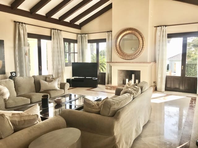 6 bedroom Villa for sale in Benahavís with pool garage - € 3,450,000 (Ref: 9725610)