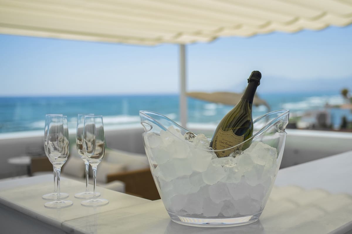 6 sypialnia Willa na sprzedaż w Marbella z basenem garażem - 6 500 000 € (Ref: 9725616)