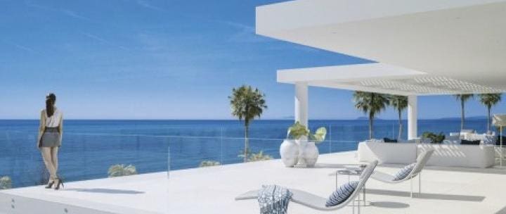 3 sypialnia Apartament na sprzedaż w Marbella z basenem - 2 675 000 € (Ref: 9725628)