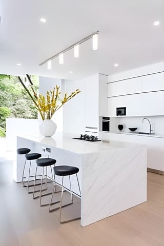 4 Zimmer Villa zu verkaufen in Marbella mit Pool Garage - 1.690.000 € (Ref: 9725643)