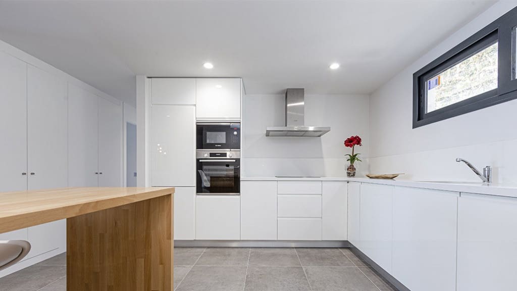 2 slaapkamer Appartement te koop in Manilva met zwembad garage - € 299.000 (Ref: 9725652)