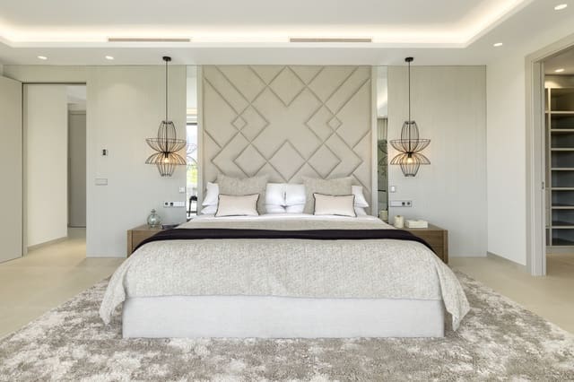 9 Zimmer Villa zu verkaufen in Nueva Andalucia, Marbella mit Pool Garage - 11.800.000 € (Ref: 9725661)