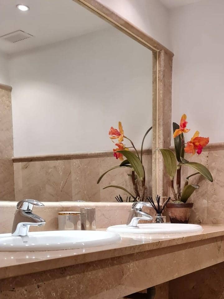 2 makuuhuone Huoneisto myytävänä paikassa Nueva Andalucia mukana uima-altaan 
autotalli - 385 000 € (Ref: 9725670)