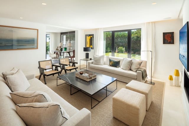 6 Zimmer Villa zu verkaufen in Marbella mit Pool Garage - 4.200.000 € (Ref: 9725690)