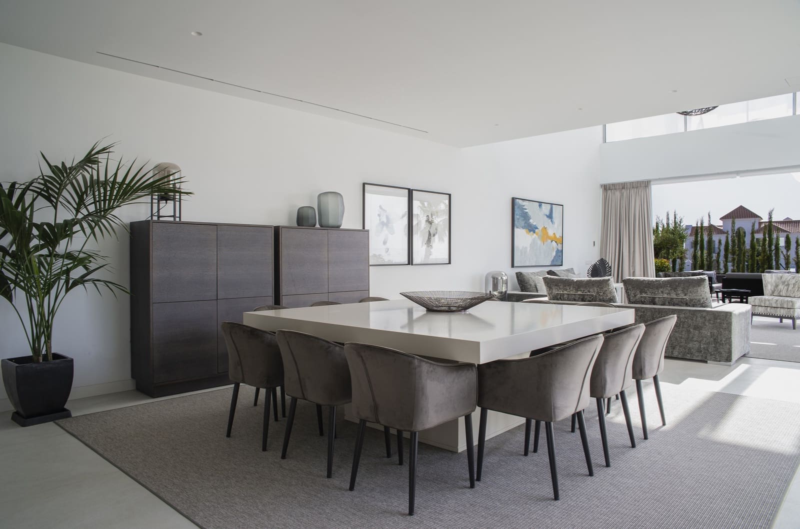 5 bedroom Villa for sale in Marbella with pool garage - € 3,200,000 (Ref: 9725697)