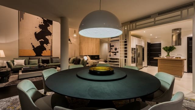 3 soverom Villa til salgs i Marbella med svømmebasseng garasje - € 3 100 000 (Ref: 9725699)