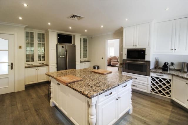 5 Zimmer Villa zu verkaufen in Nueva Andalucia, Marbella mit Pool Garage - 3.200.000 € (Ref: 9725705)