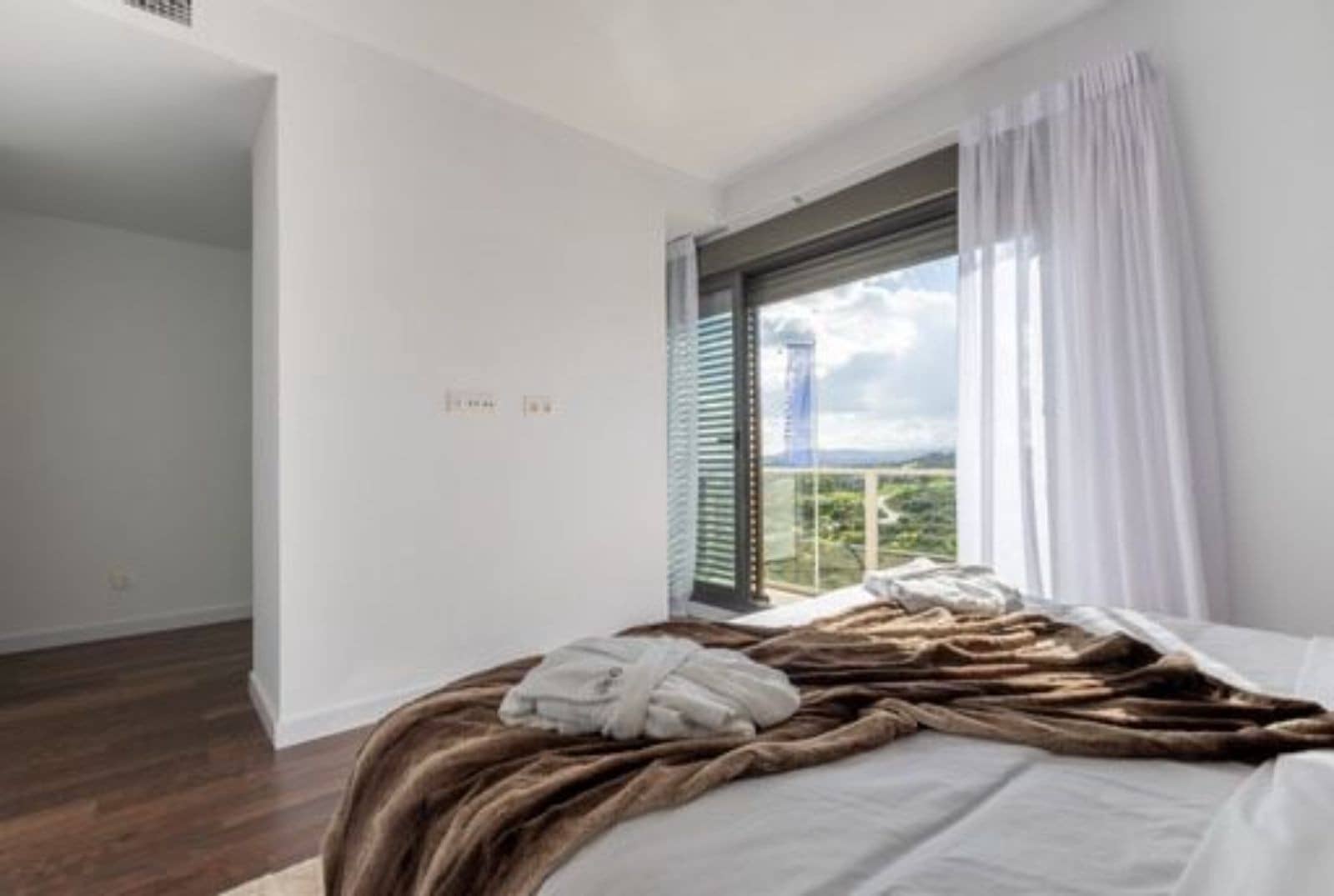 3 bedroom Villa for sale in Manilva with pool garage - € 268,000 (Ref: 9725706)