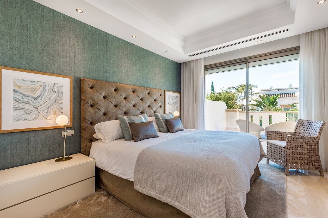 5 quarto Moradia para venda em Marbella com piscina - 1 995 000 € (Ref: 9725720)