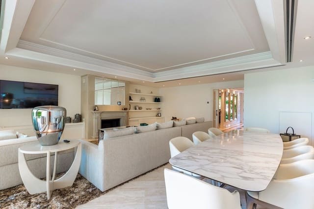 5 quarto Moradia para venda em Marbella com piscina - 1 995 000 € (Ref: 9725720)