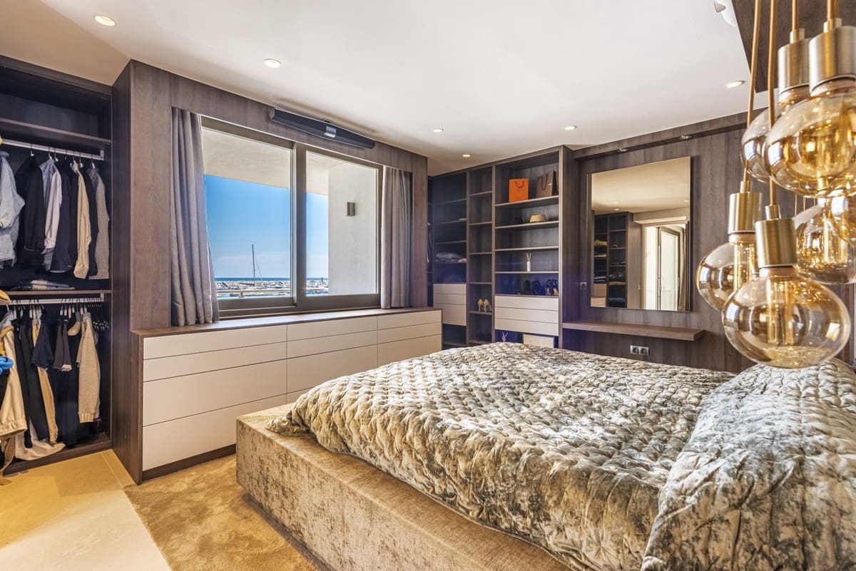 2 chambre Penthouse à vendre à Puerto Banus - 1 495 000 € (Ref: 9725723)