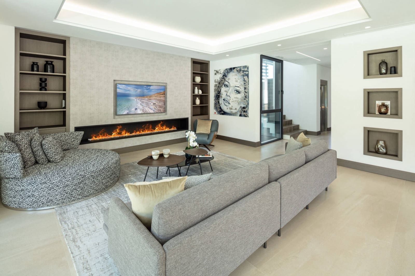 5 bedroom Villa for sale in Marbella with pool garage - € 3,995,000 (Ref: 9725742)