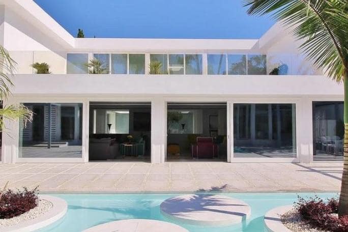 Chalet de 7 habitaciones en Guadalmina en venta con piscina garaje - 5.950.000 € (Ref: 9725749)