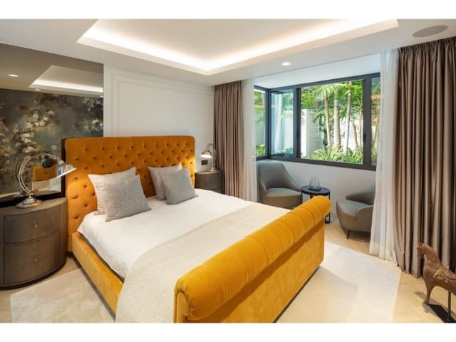 Chalet de 4 habitaciones en Marbella en venta con garaje - 9.695.000 € (Ref: 9725755)