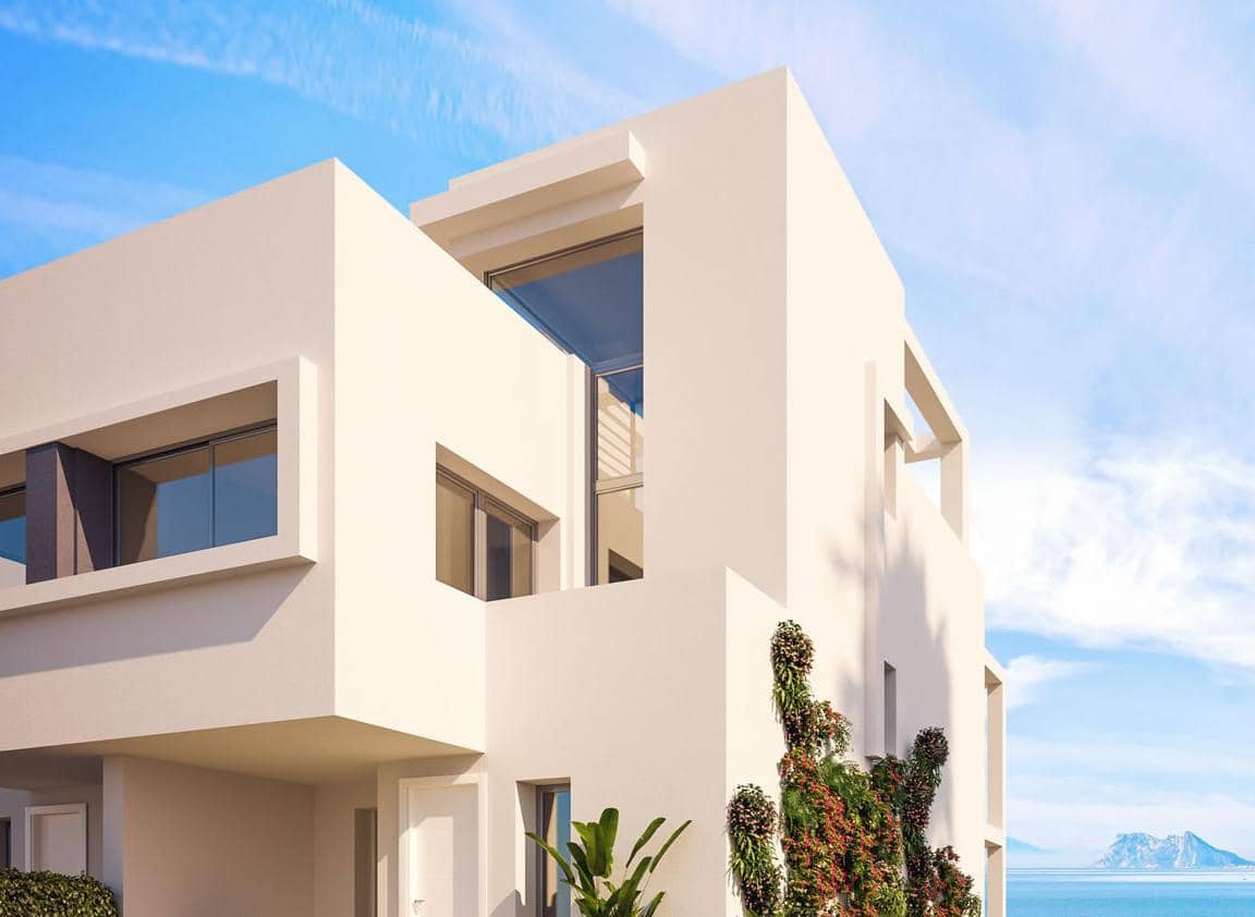 4 Zimmer Villa zu verkaufen in Estepona mit Pool Garage - 400.000 € (Ref: 9725760)