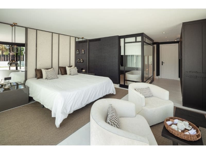 5 makuuhuone Huvila myytävänä paikassa Marbella mukana uima-altaan 
autotalli - 4 995 000 € (Ref: 9725771)