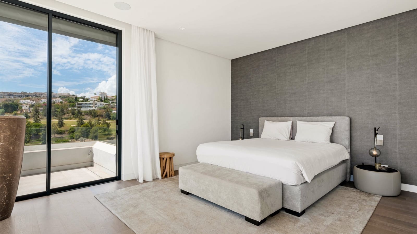 7 sovrum Villa till salu i Marbella med pool garage - 4 900 000 € (Ref: 9725777)