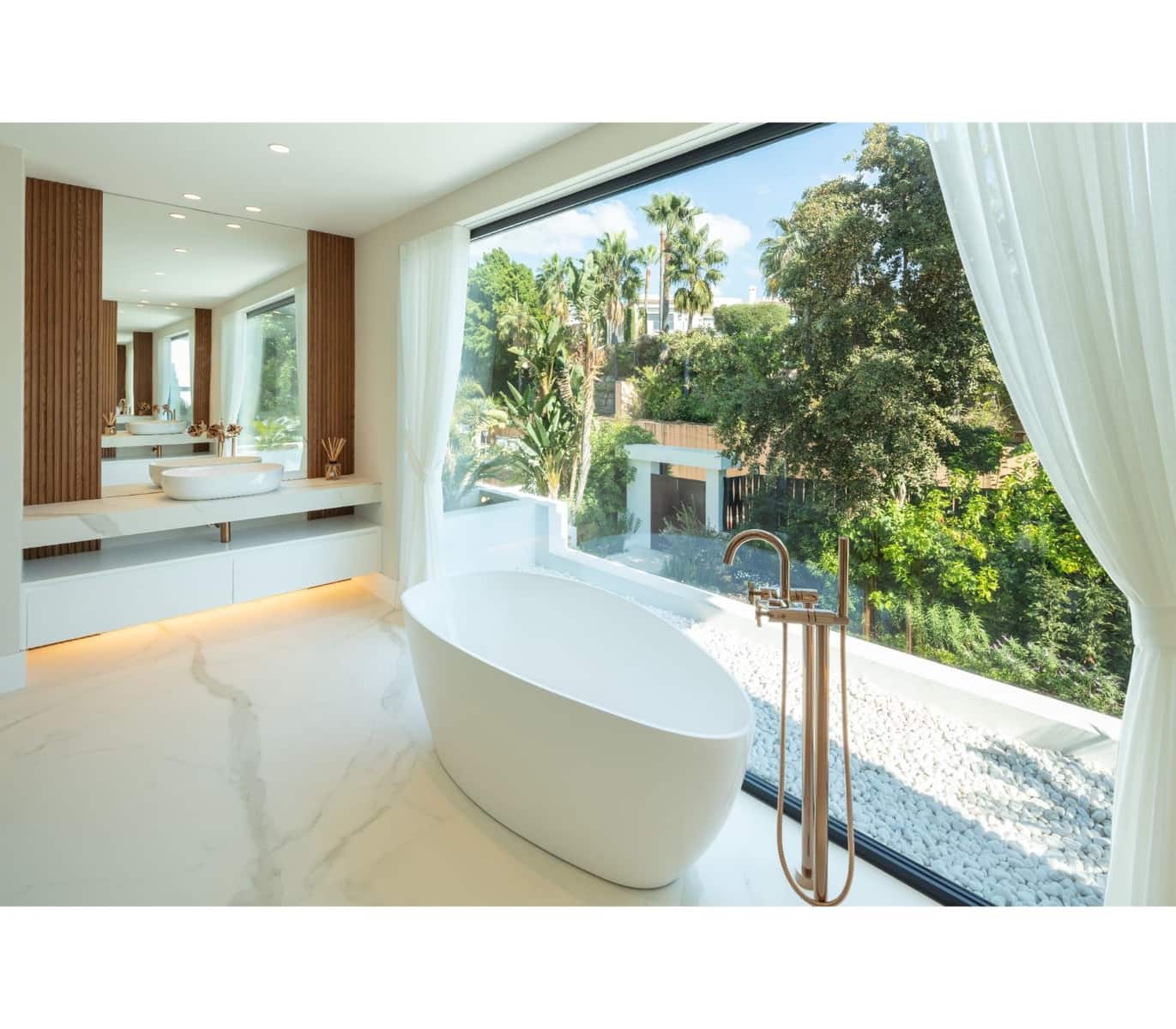 6 soverom Villa til salgs i Marbella med svømmebasseng garasje - € 5 500 000 (Ref: 9725784)