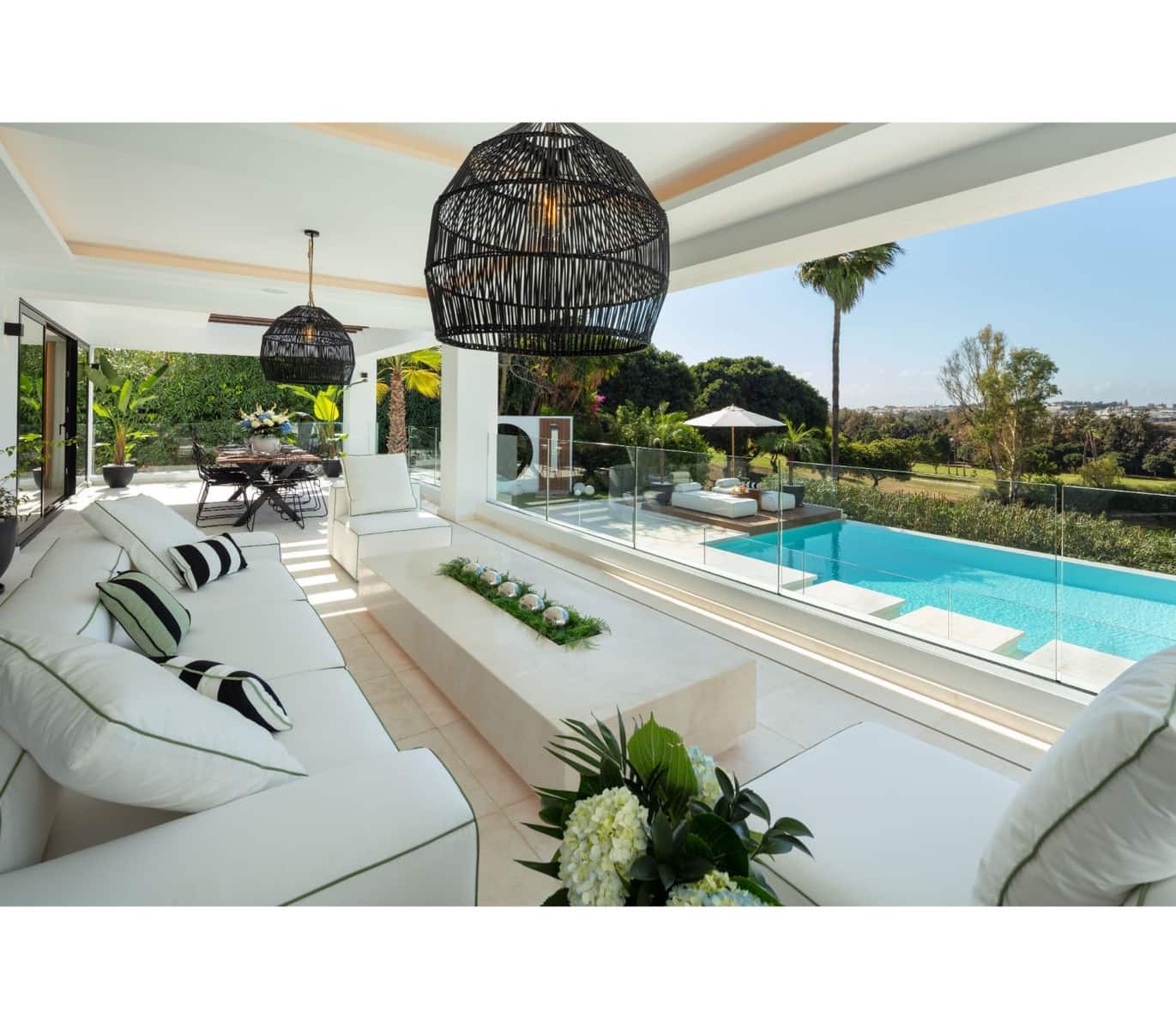 6 soverom Villa til salgs i Marbella med svømmebasseng garasje - € 5 500 000 (Ref: 9725784)