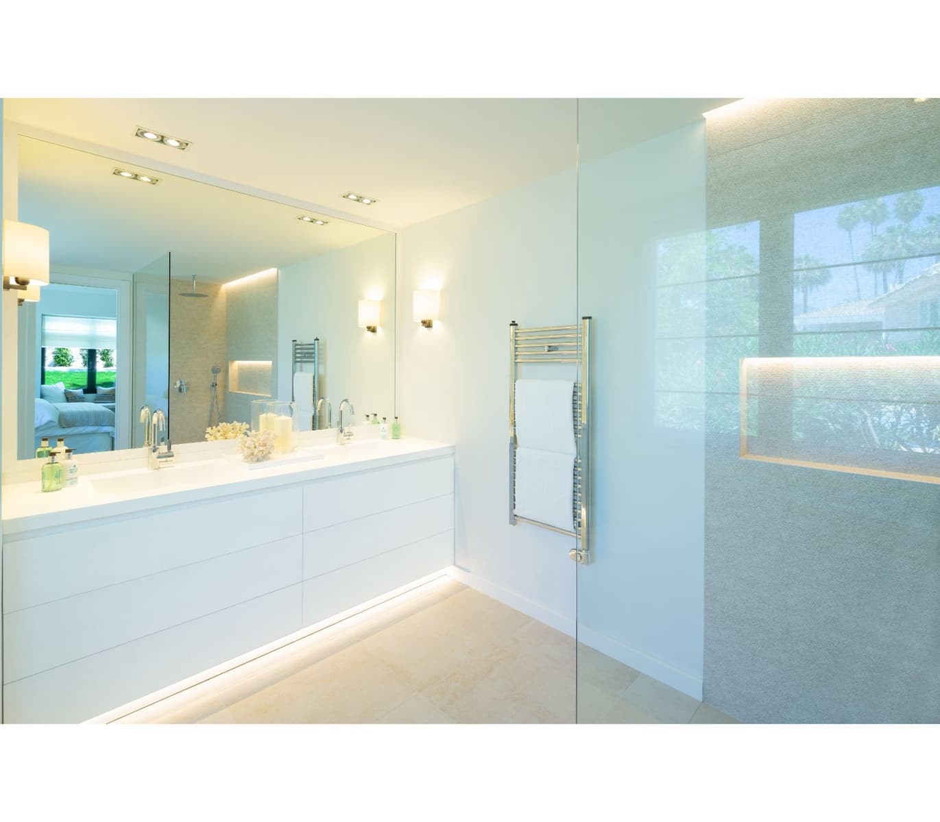 5 bedroom Villa for sale in Marbella with pool garage - € 4,850,000 (Ref: 9725785)