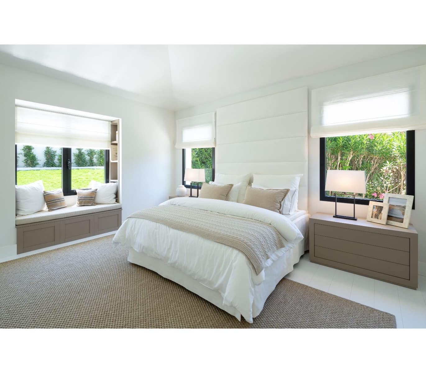 5 bedroom Villa for sale in Marbella with pool garage - € 4,850,000 (Ref: 9725785)