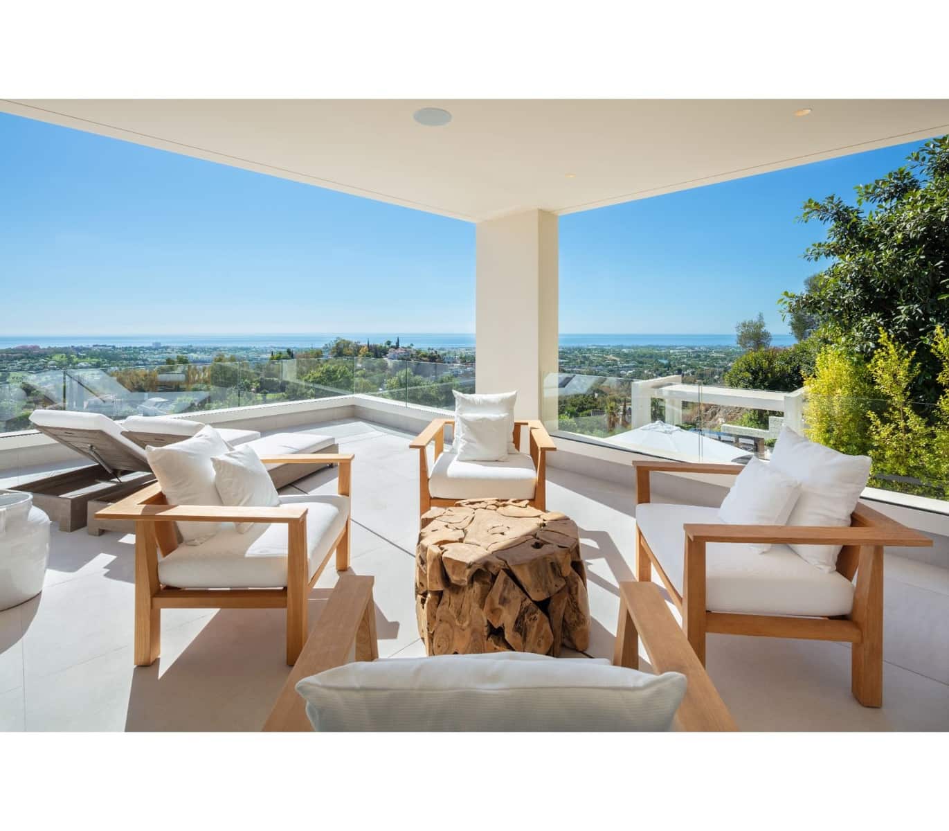 6 sypialnia Willa na sprzedaż w Marbella z basenem garażem - 8 900 000 € (Ref: 9725786)