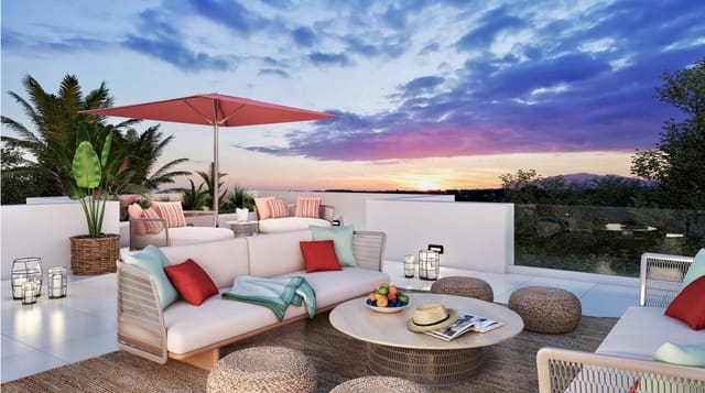 4 bedroom Villa for sale in Marbella with pool garage - € 950,000 (Ref: 9725791)