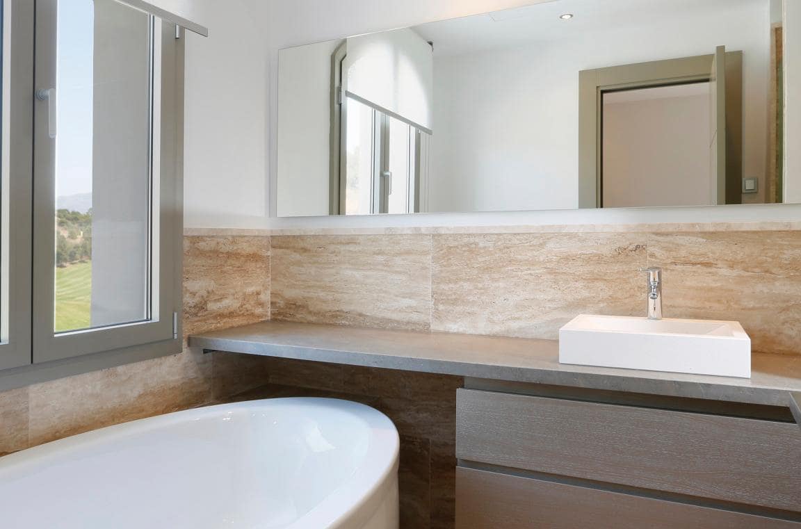 6 soverom Villa til salgs i Marbella med svømmebasseng garasje - € 3 500 000 (Ref: 9725793)